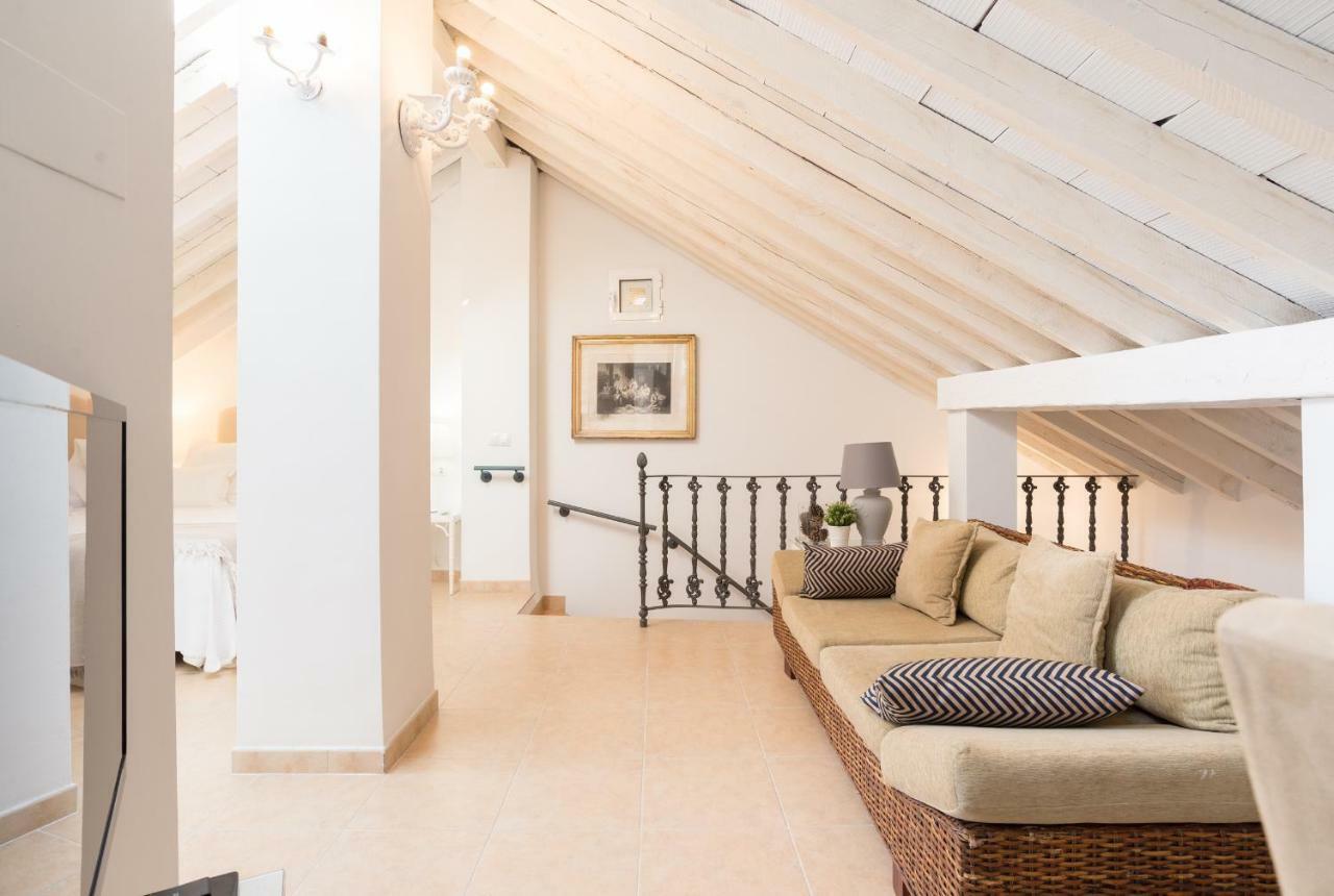 Loft Con Gran Terraza En Primera Linea De Playa Málaga Eksteriør billede