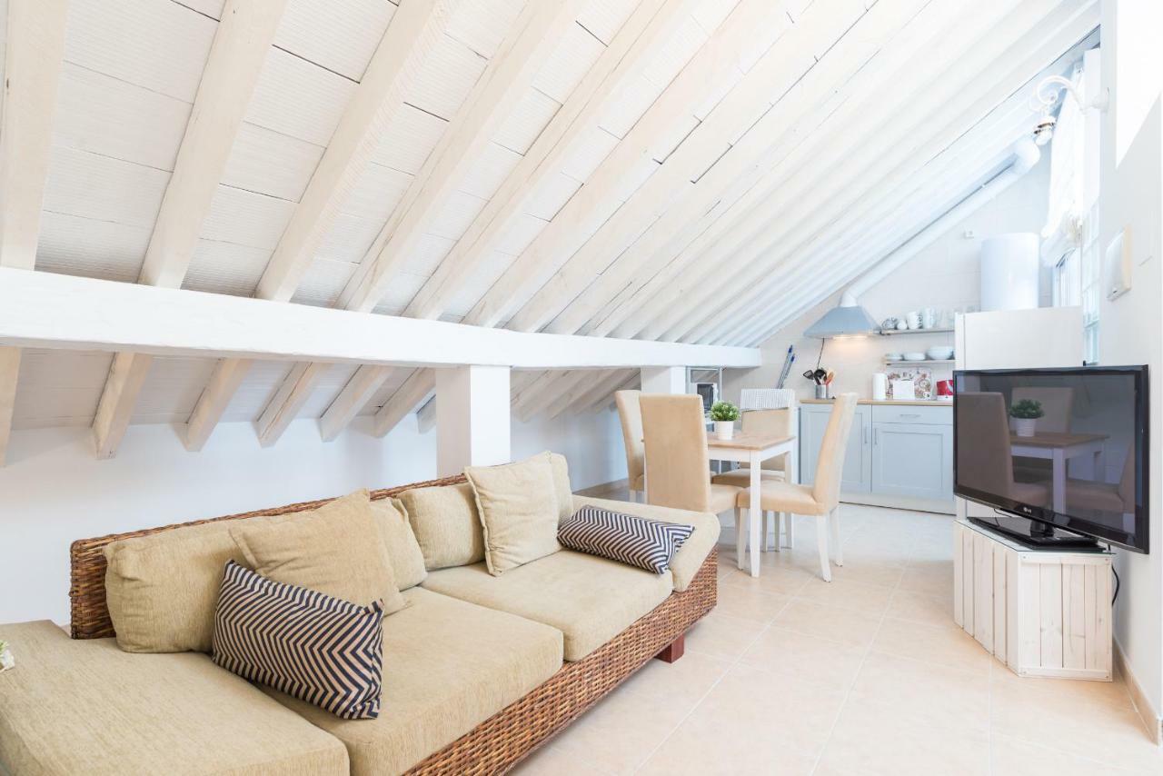 Loft Con Gran Terraza En Primera Linea De Playa Málaga Eksteriør billede